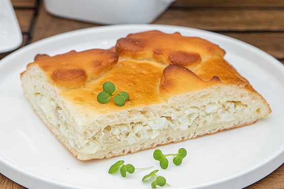 Пирог с капустой и яйцом